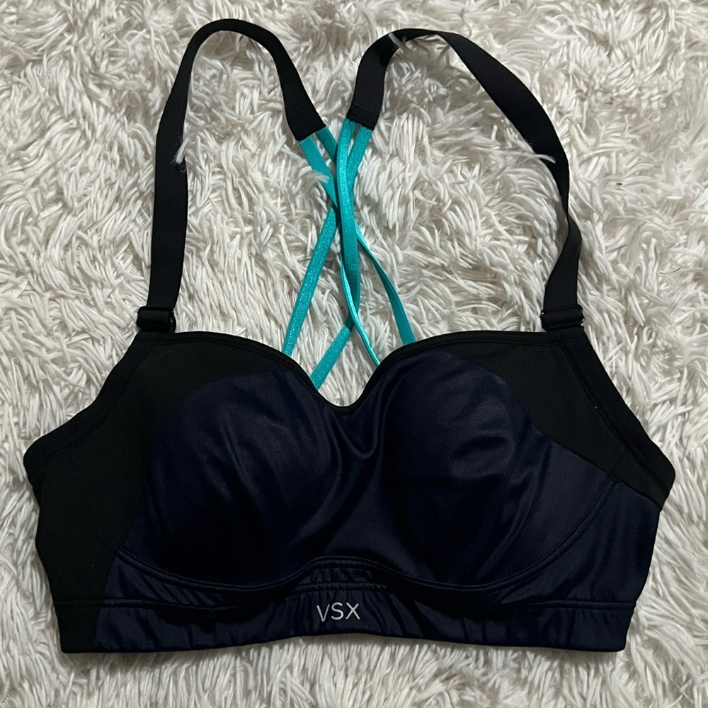 VSX Sport Victoria’s Secret bra size 32C like new